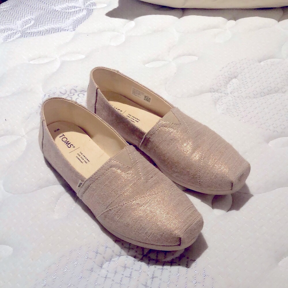 Toms Alpargarta Metallic Woven shoes